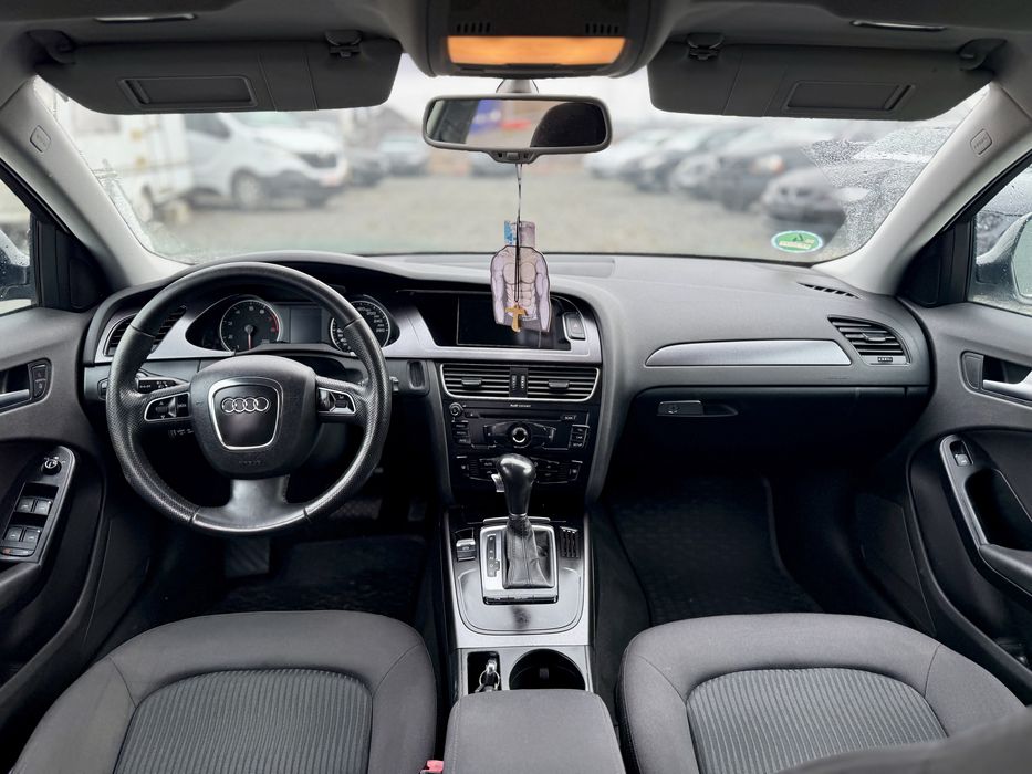 Audi A4 S-line 1.8 TFSI 2009 Cutie Automata  Rate fixe