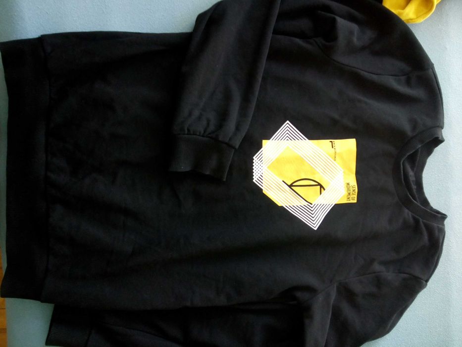 Блузи за тинейджъри