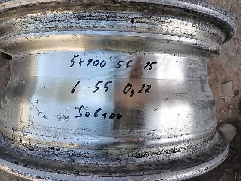 Продам оригинальные легкосплавные диски на автомашину Subaru