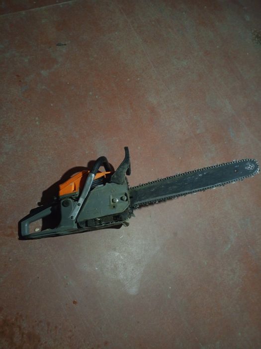 Benzopila Forward FGS-6204 45cc sotiladi