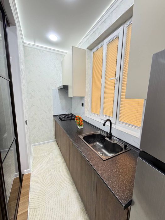 Чиланзар -11 кв 2-3/1/4. 48м2 Срочно Продам квартир Срочно