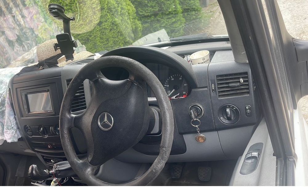 Mercedes sprinter 311 CDI Докаран от Англия на ход  макси база 2009 г