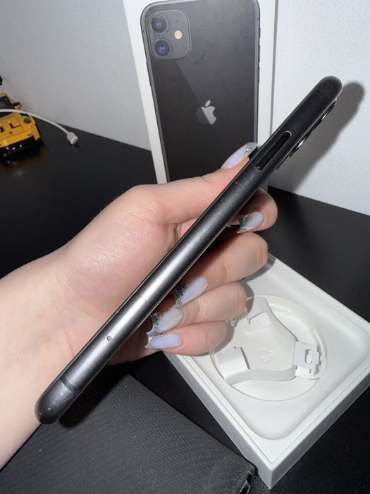 Iphone 11-128 gb