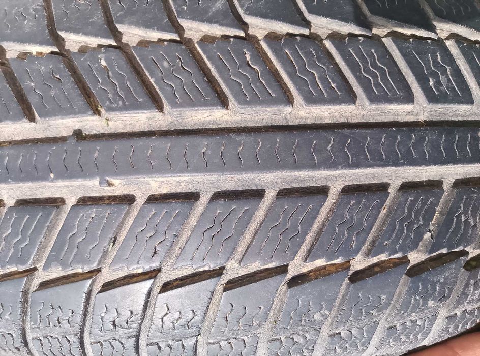 Зимни гуми здрав грайфер  185/65R14