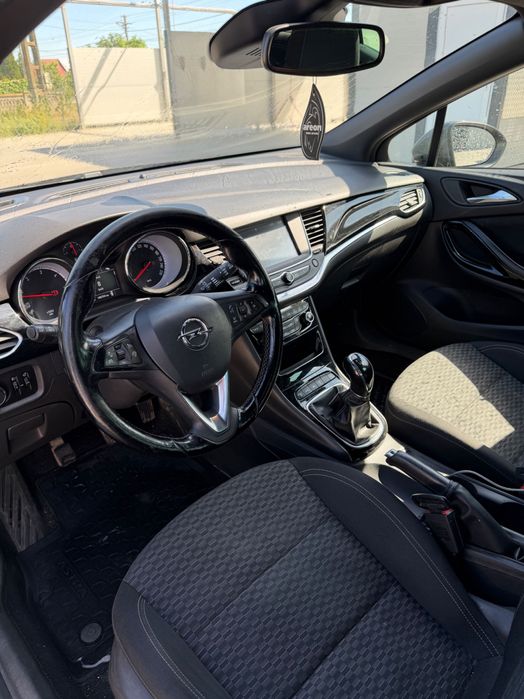 Autoturism opel astra