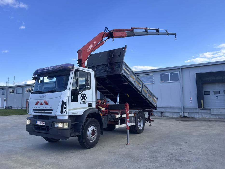 Iveco EUROCARGO 150E28 Basculabil si macara Fassi 12,65m
