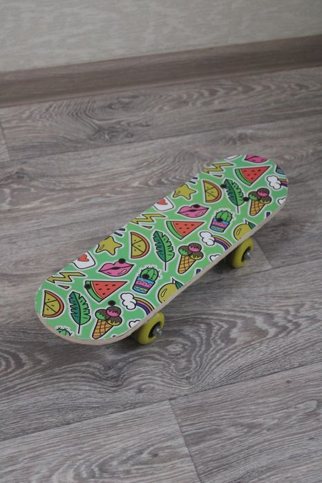 Продам скейт детский