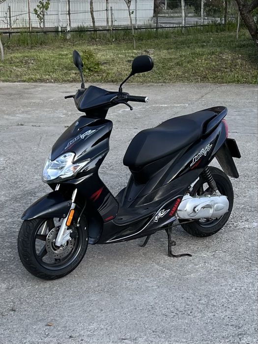 YAMAHA　jog yamaha jog ' Auto, moto si ambarcatiuni ' OLX.ro