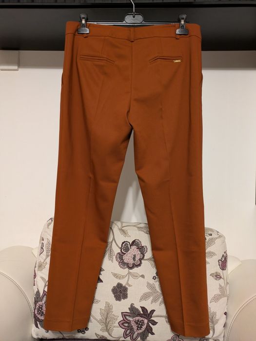 Pantaloni damă cărămizii 44