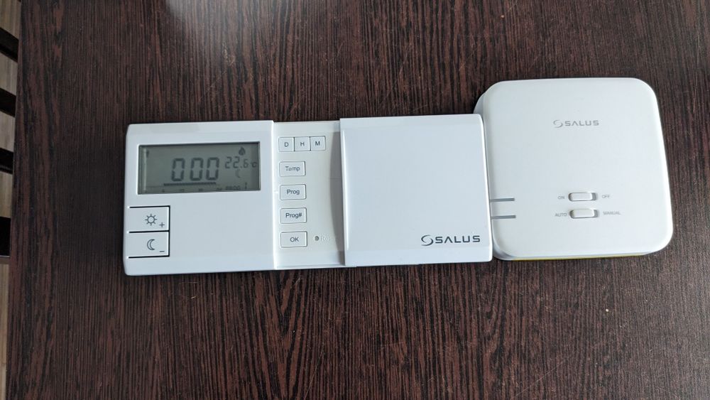 Vând termostat wireless Salus