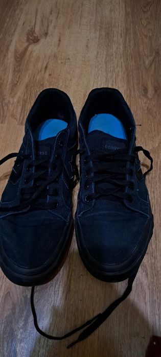 Converse, mărimea 42