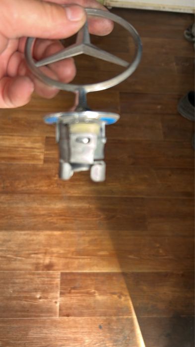 Значок эмблема мерседес w210 оригинал