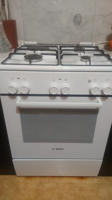 Духовка + газ плита Bosch в отличном состоянии