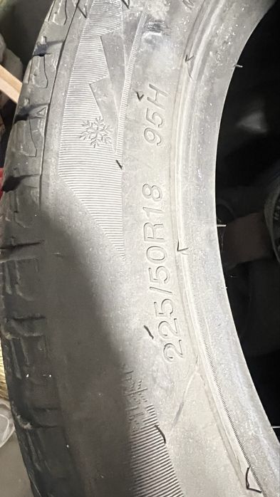 зимние шины 225/50R18