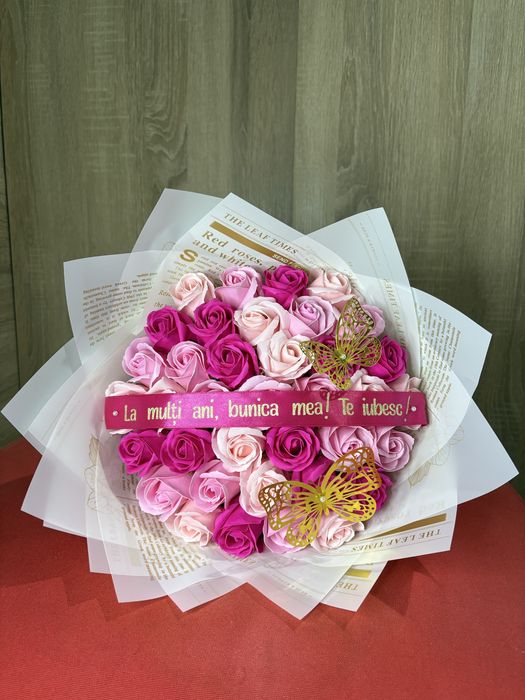 Buchet trandafiri