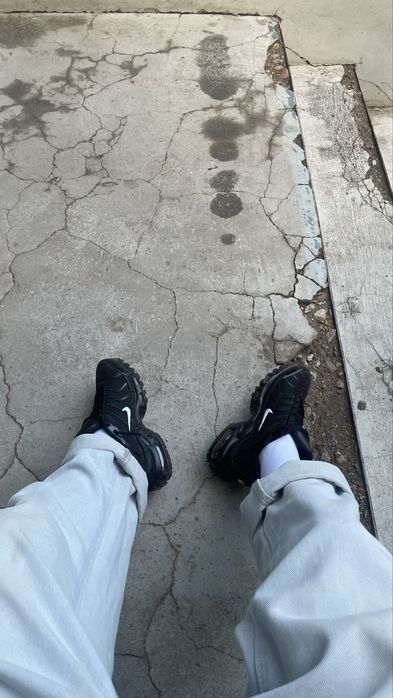 кроссовки nike TN черные
