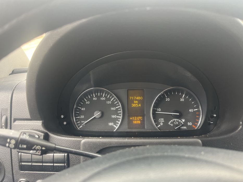 Mercedes sprinter