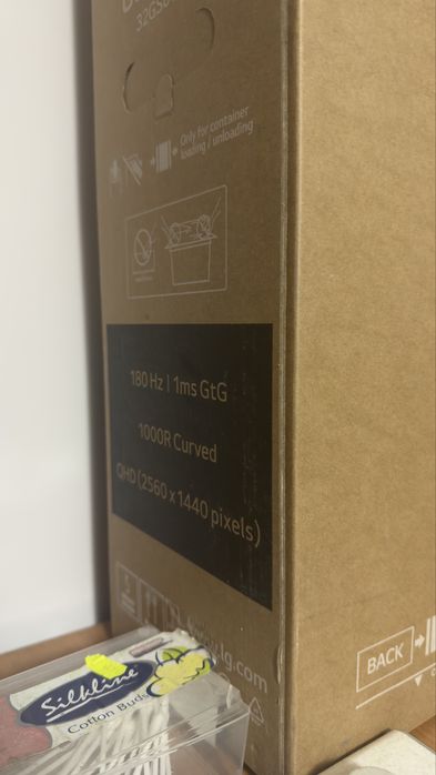 Монитор LG Ultra gear 32инча 180hz в гаранция!