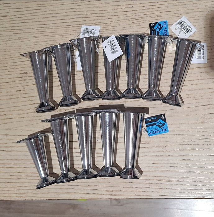 Picior metalic mobila