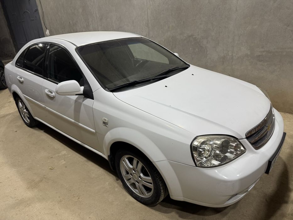 Chevrolet Lacetti 2011/ 1 pozitsiya avtomat/ 275.000 probeg