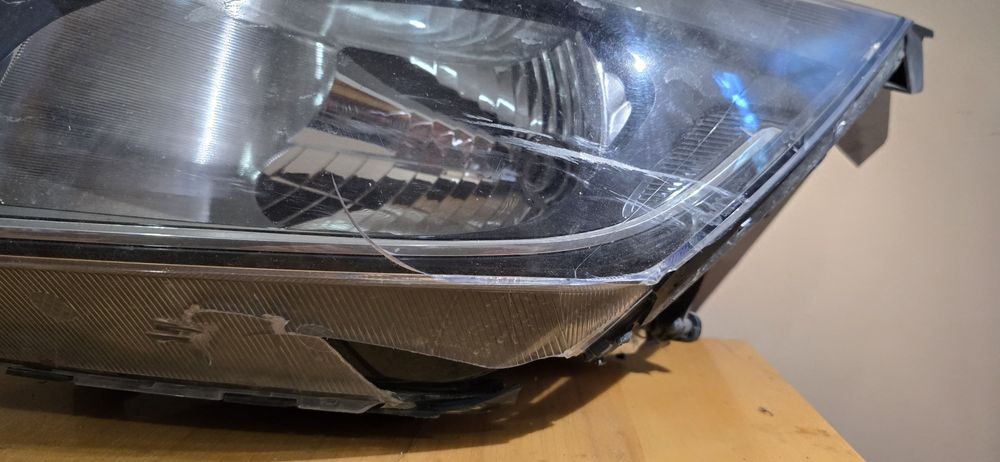 Фара hyunday i20