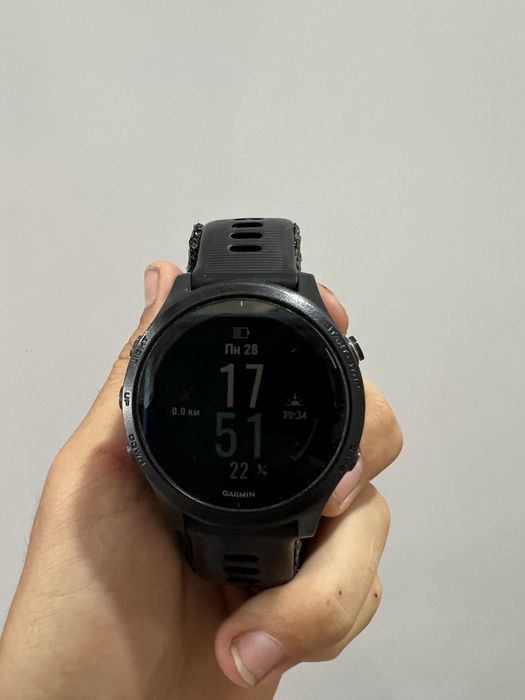 Продам Garmin forerunner 945 tri