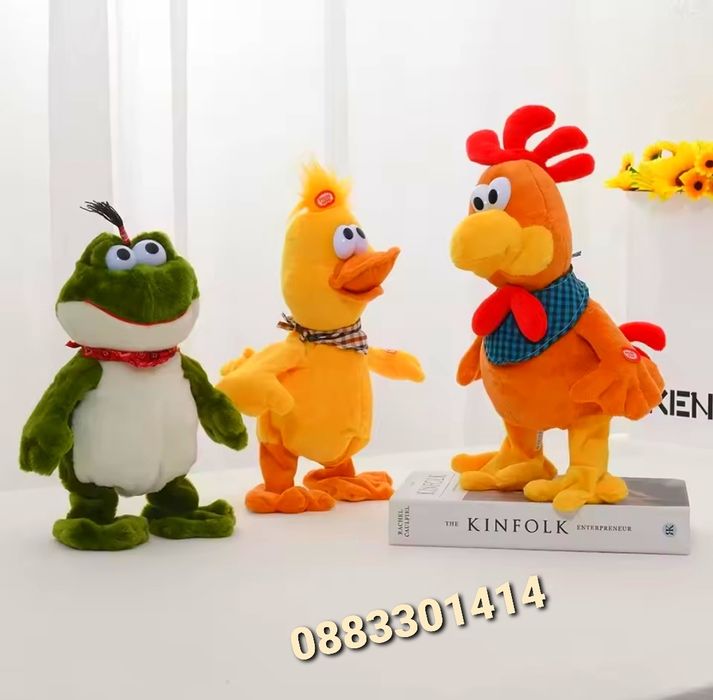 Плюшен Петел Пее и танцува Танцуващо пиле