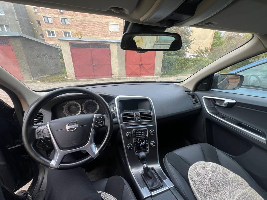 Volvo xc60 an 2011