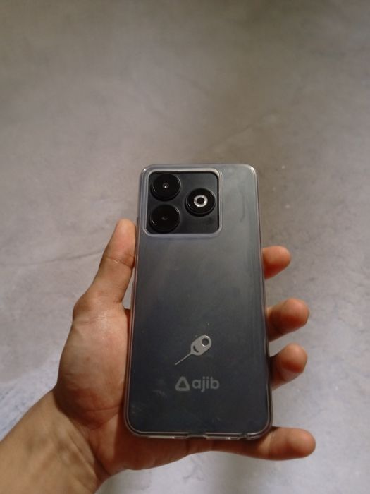 Ajib Telefoni Android