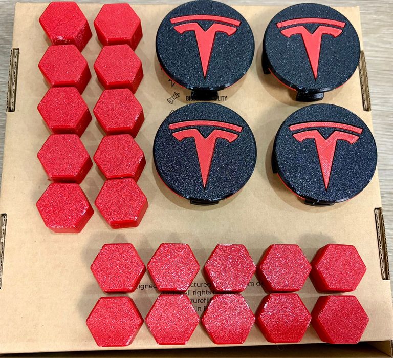 Capace centrale + capace prezoane Tesla