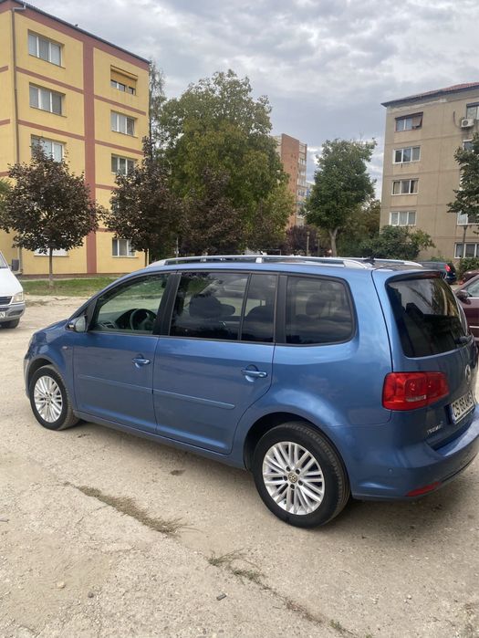 VOLKSWAGEN Touran 2015 — imagine 2