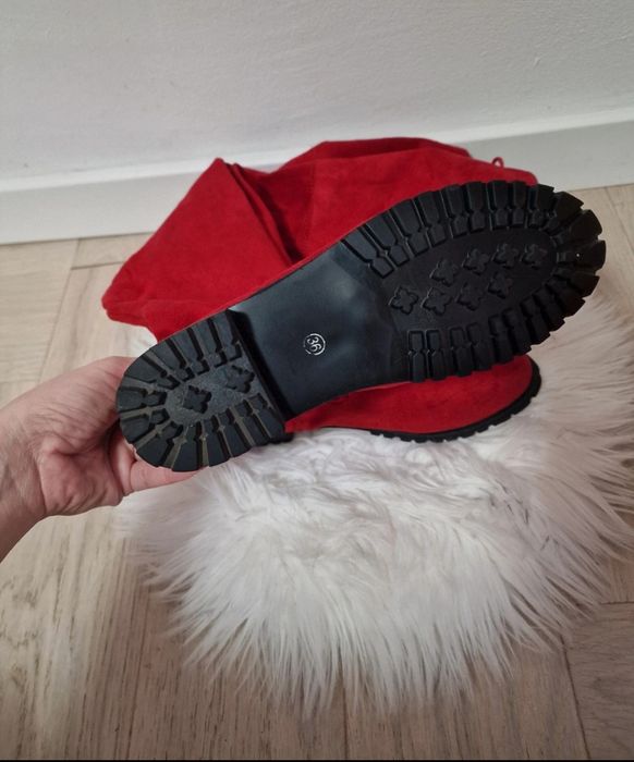 Cizme piele intoarsa