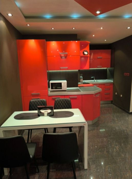 Дава се под наем Двустаен апартамент в София, Лозенец - 56 кв.м за 700 € - Снимка #1