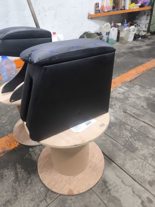 Продам подлокотники универсальные