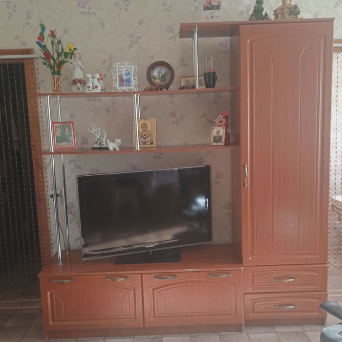 Продам стенку состояние хорошее