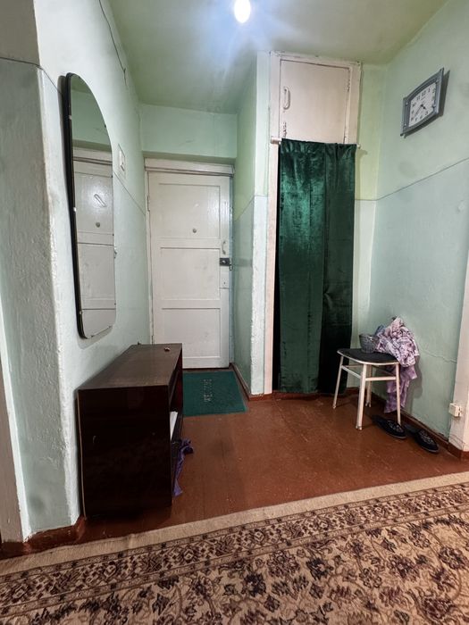 3 ком 2 этаж в доль дороги