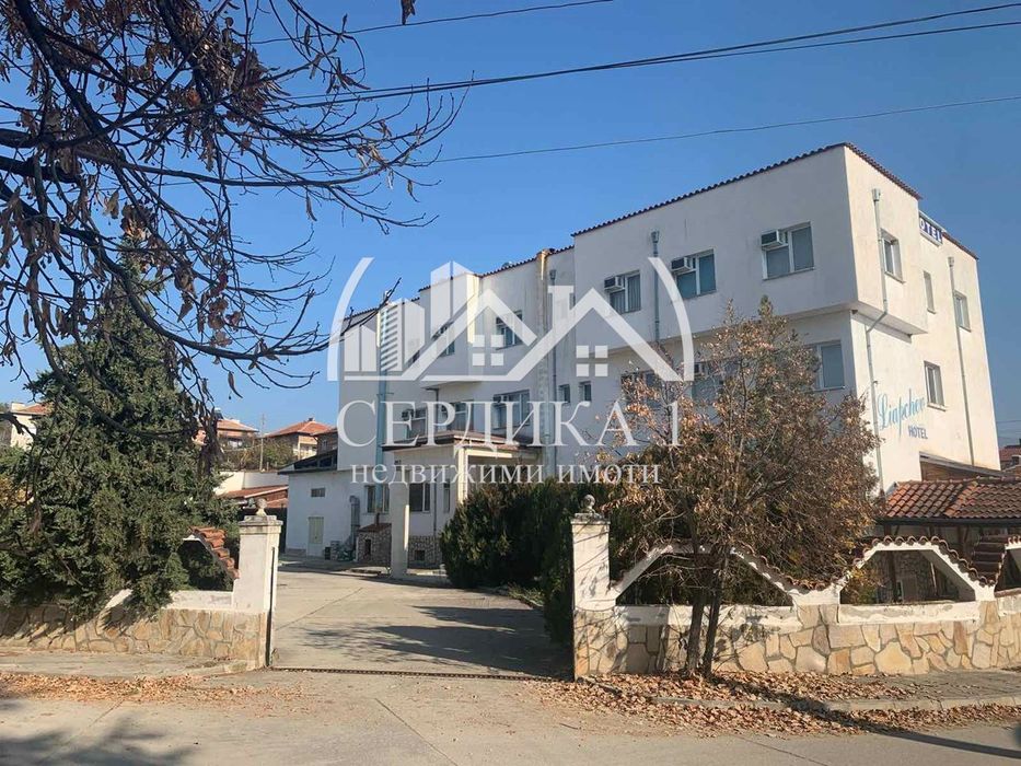 Хотел в Благоевград, област-с.Катунци