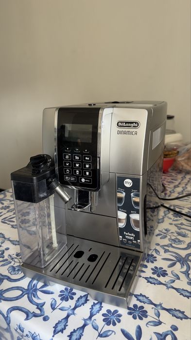 Кофемашина delonghi dinamica