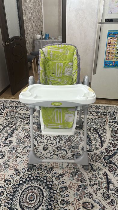 Стол для кормления.