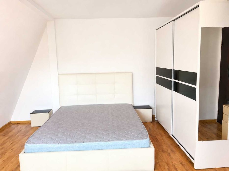Proprietar vând apartament | 2 camere 50 mp | Centrală + Parcare | Sector 4-Aleea Reșița