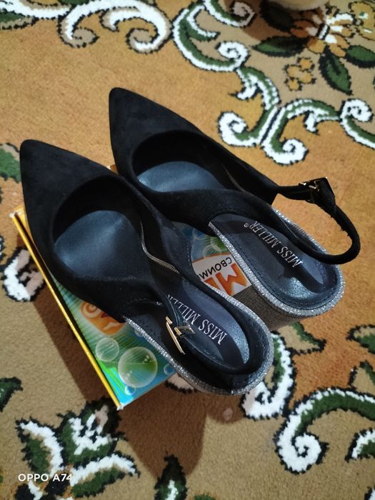 Замш туфли 10000 тг