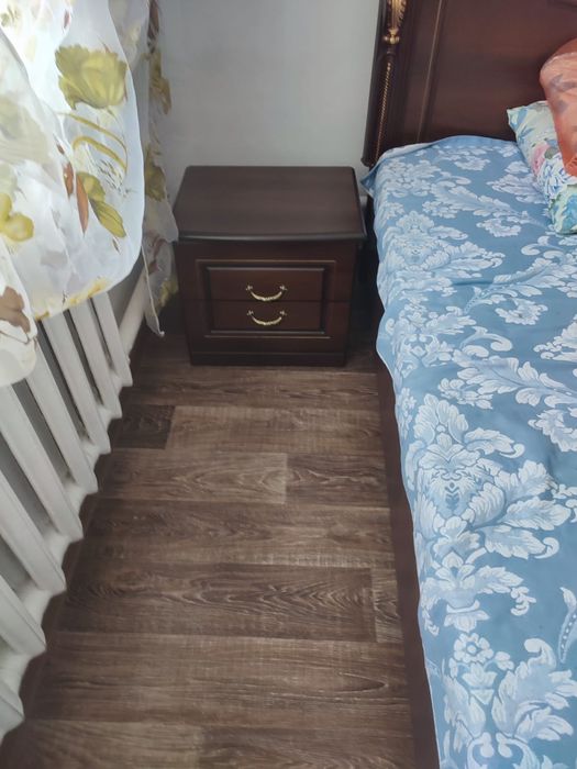 Продам спальный гарнитур