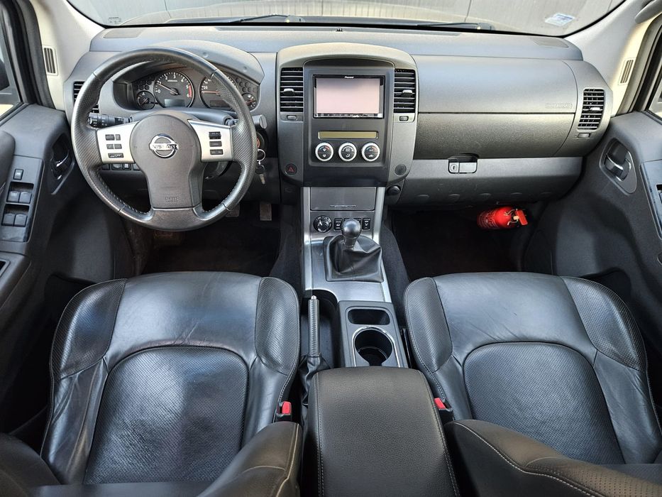 Nissan Navara 2.5 diesel//190cp//2012// Off road//4 x 4