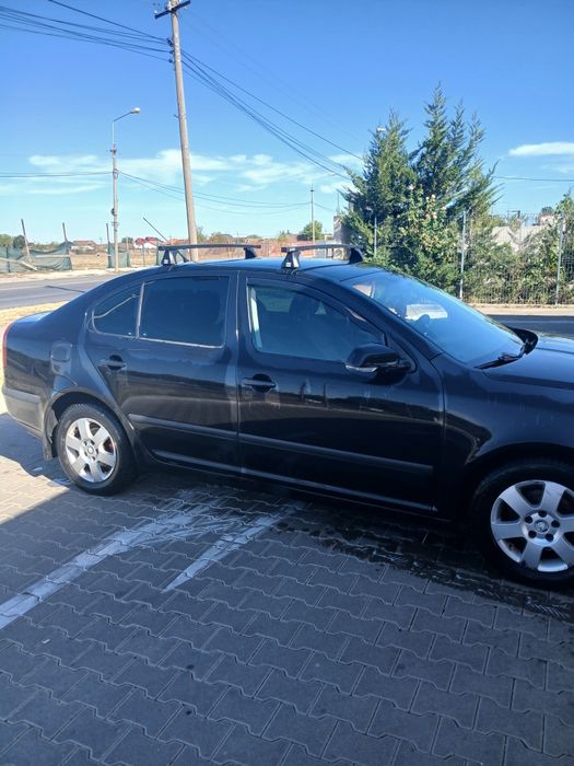 Vând scoda octavia