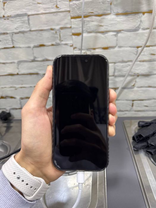 Iphone 16 pro SROCHNA sotiladi