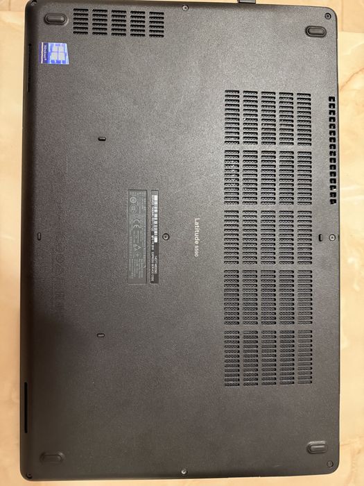Dell va Latitude 5590 | i5 gen 8 | 8GB RAM | 512GB SSD