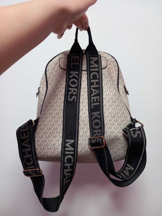 Раница на Michael Kors