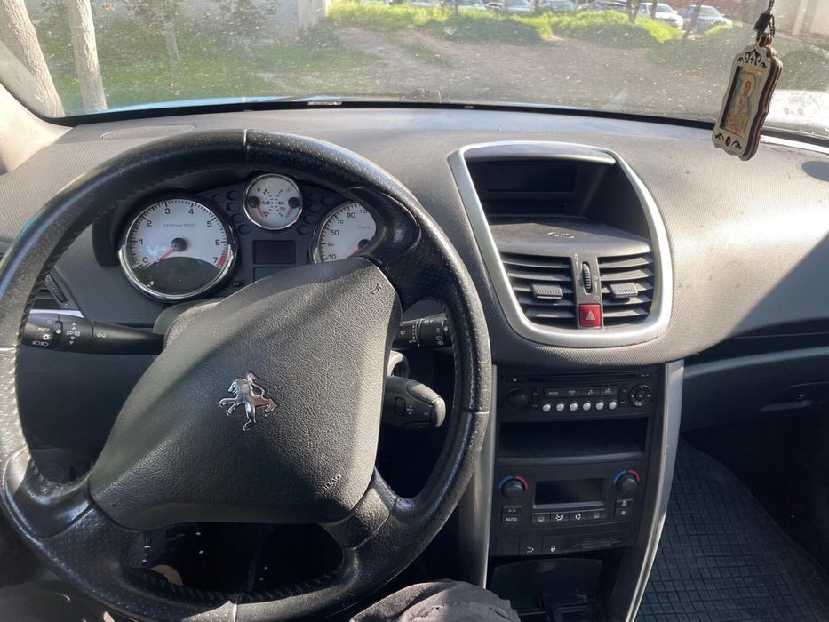 De vanzare peugeot 207