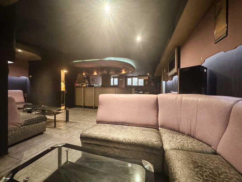 Продава се Офис в Русе, Център - 109 кв.м за 449 €/кв.м - Снимка #12