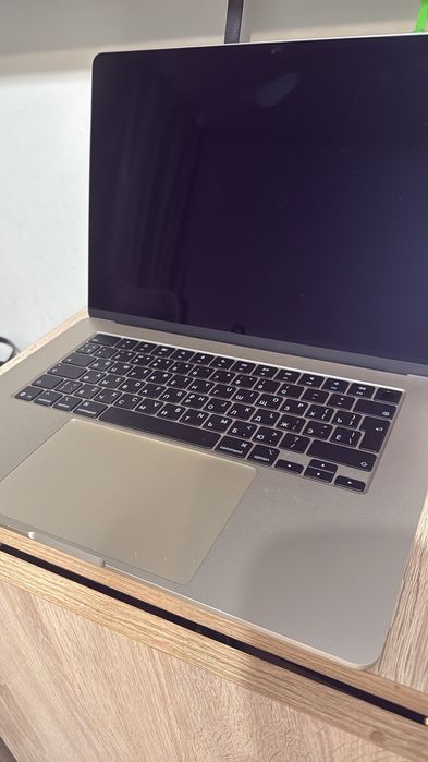 MacBook air 15 М4 16/256GB Gold EAC